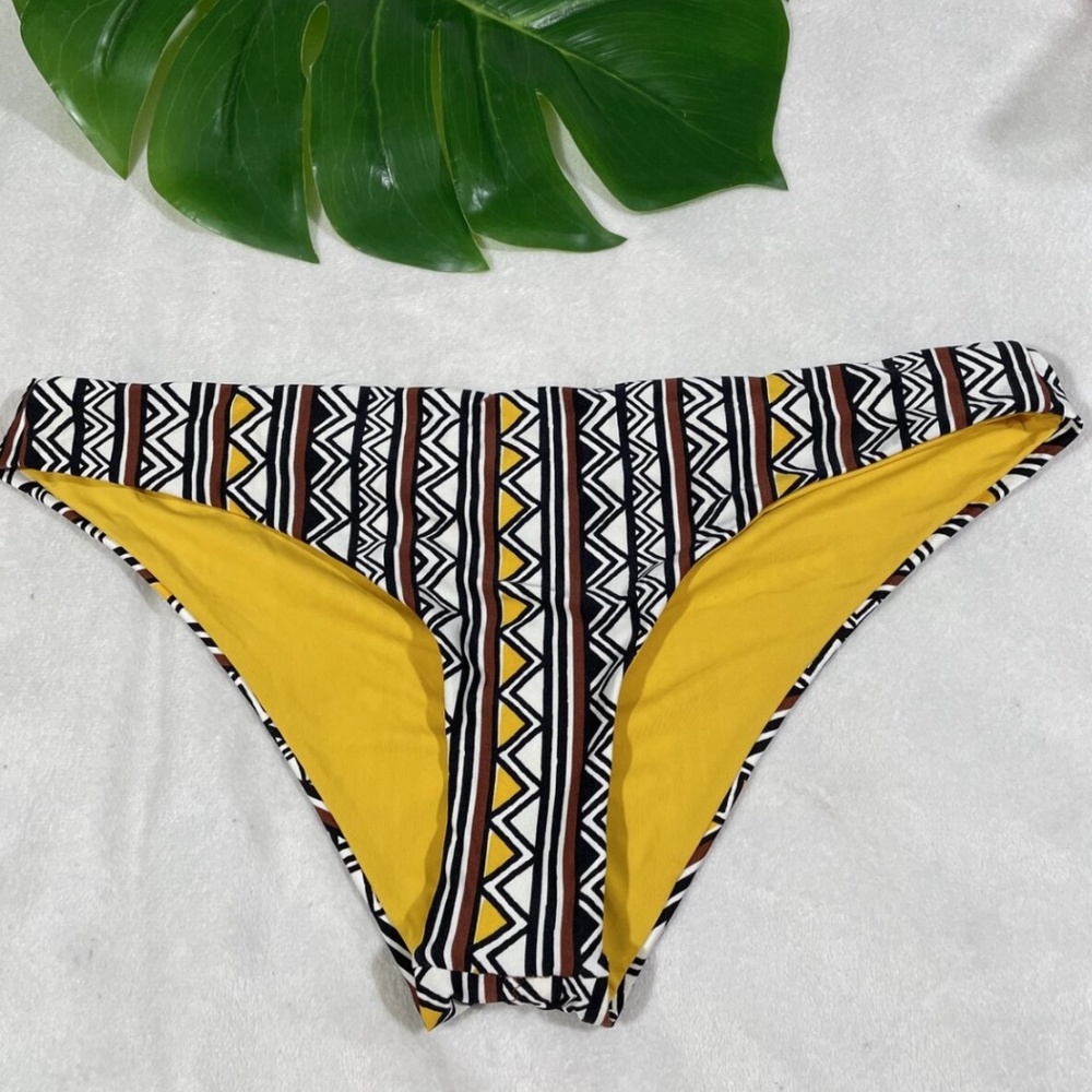 NEW Dolce Vita Tribal Trance Henna Cheeky Ruched Bikini Bottom [SZ Medium ]‎